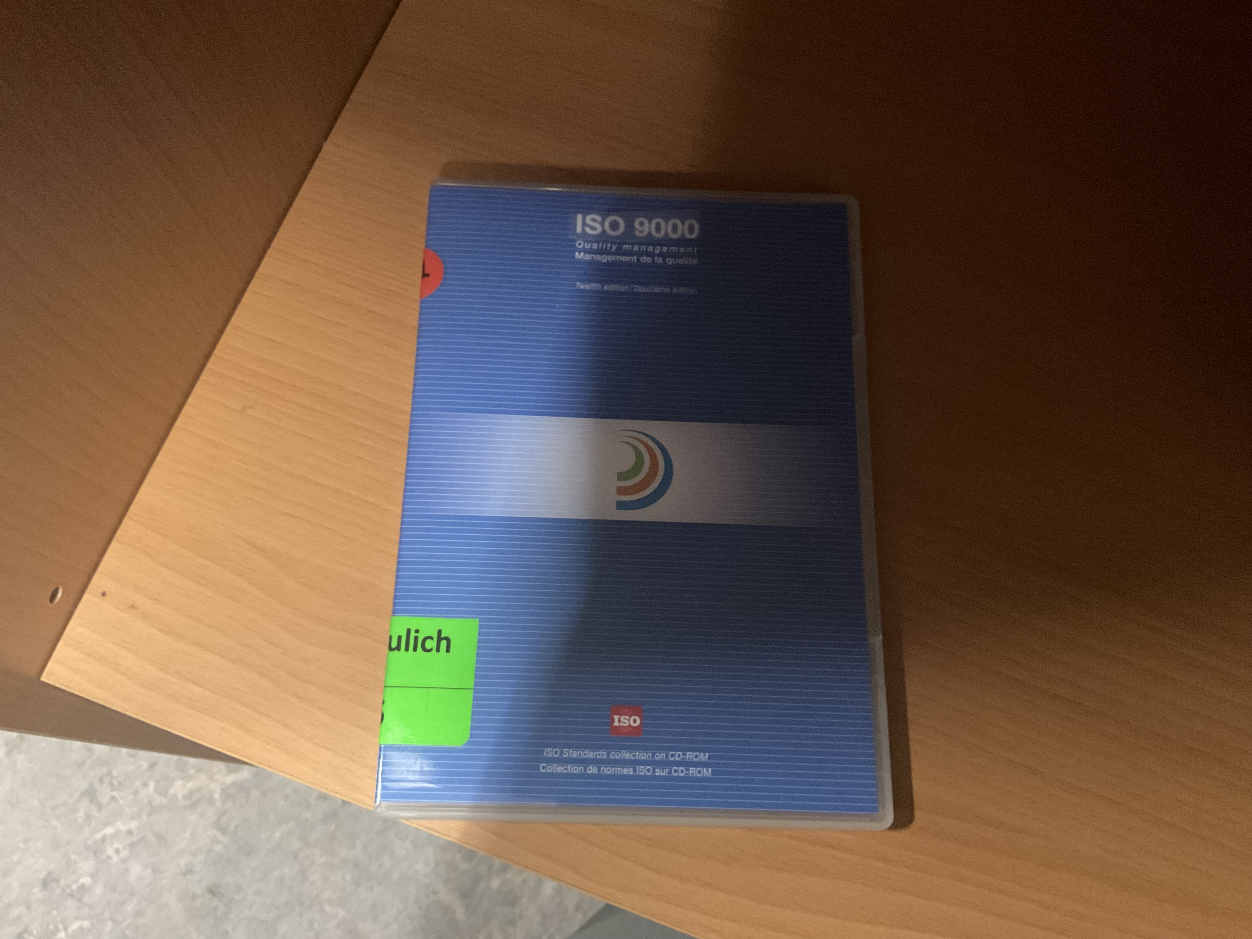 CD-ROM: ISO 9000 Quality Management